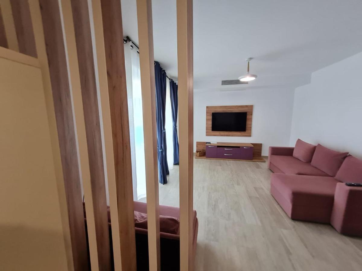 Matteo 2 Apartments Marina Surf Residence, Mamaia Nord - Navodari,1 Vedere Frontala,2 Cu Vedere Laterala La Mare Dış mekan fotoğraf