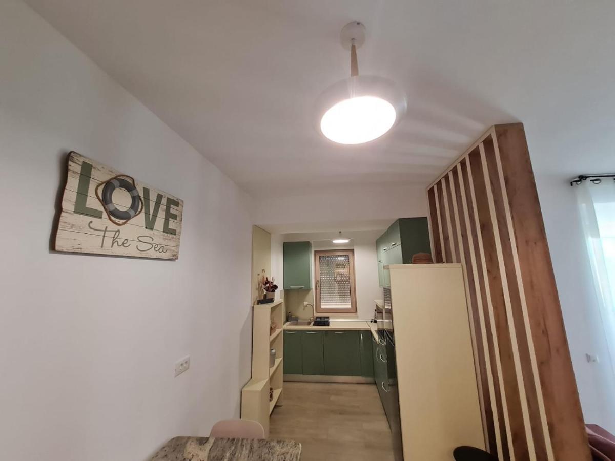 Matteo 2 Apartments Marina Surf Residence, Mamaia Nord - Navodari,1 Vedere Frontala,2 Cu Vedere Laterala La Mare Dış mekan fotoğraf